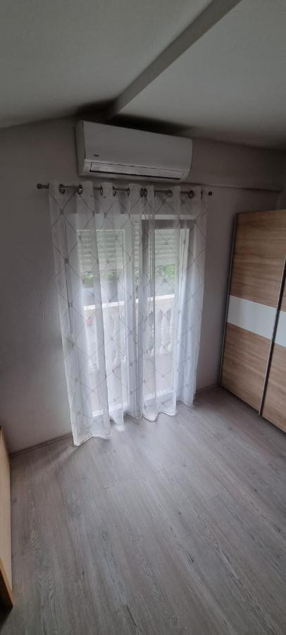 Apartmani Italo Biograd Na Moru Ngoại thất bức ảnh