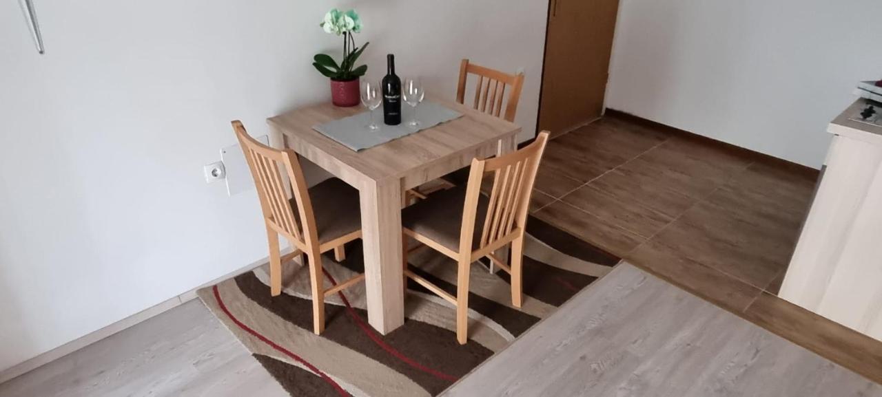 Apartmani Italo Biograd Na Moru Ngoại thất bức ảnh