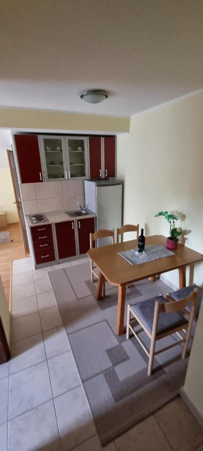 Apartmani Italo Biograd Na Moru Ngoại thất bức ảnh
