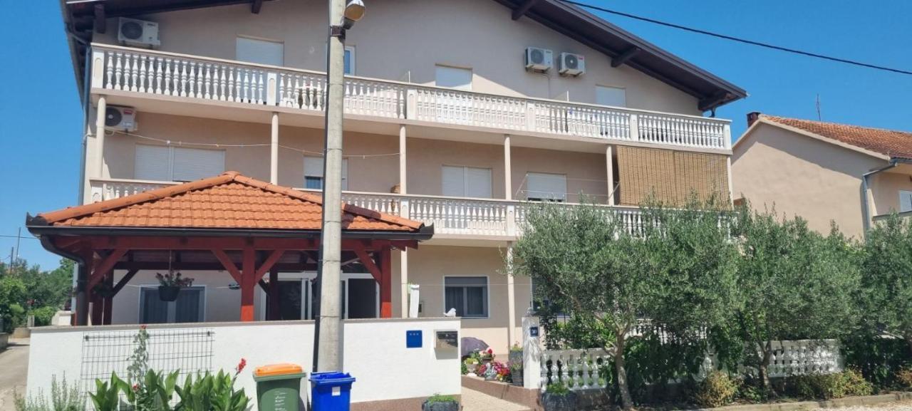 Apartmani Italo Biograd Na Moru Ngoại thất bức ảnh