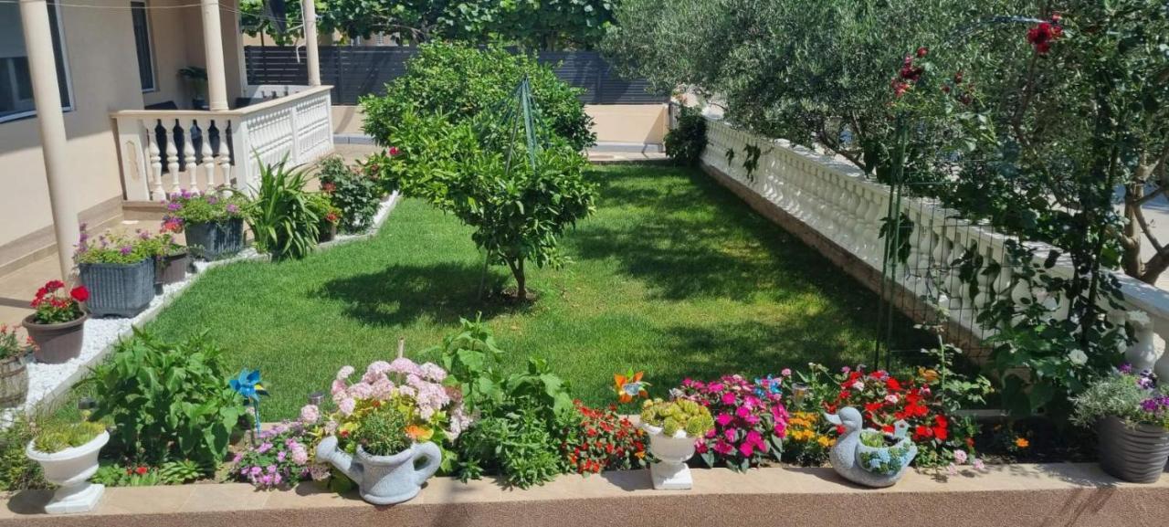 Apartmani Italo Biograd Na Moru Ngoại thất bức ảnh